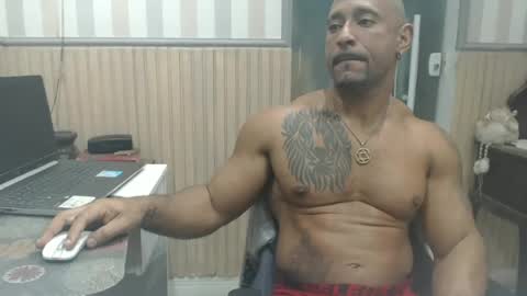 Snapshot of hebertgomes chatting on 06.27.26 hebertgomes online show from 06.27.26