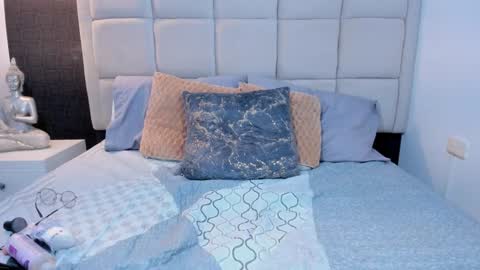 Keira Hecate online show from 01.14.25