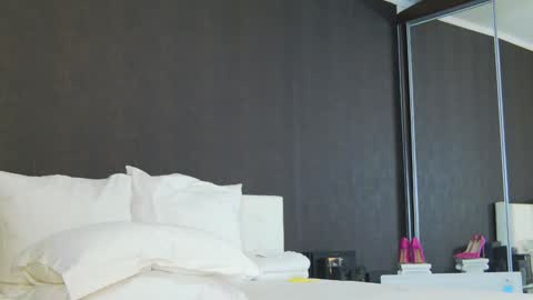 Helen online show from 01.02.25