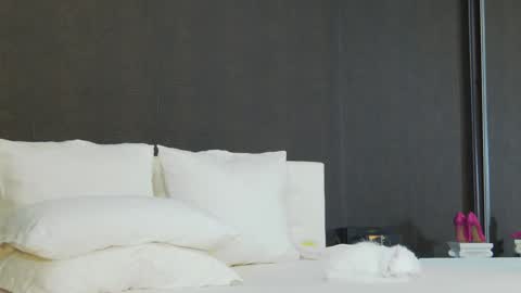 Helen online show from 01.19.25