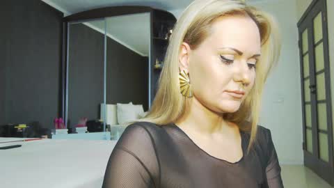 Helen online show from 01.19.25