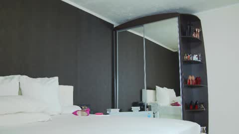 Helen online show from 03.02.25