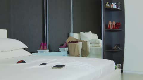 Helen online show from 03.12.25