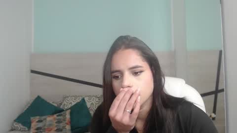 Heidy  online show from 01.07.25