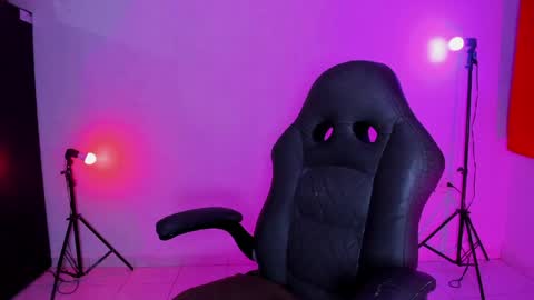 Snapshot of heka_prudence chatting on 05.18.26 Heka Prudence online show from 05.18.26