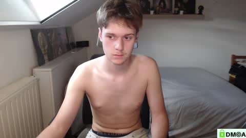 Snapshot of hel0n chatting on 06.02.26 Check link in my bio online show from 06.02.26