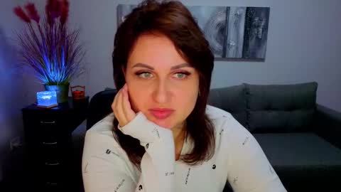 Helen online show from 11.13.25