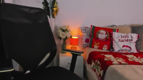 Helena Santos  online show from 11.29.25