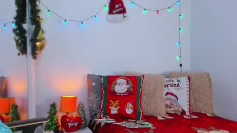 Helena Santos  online show from 12.19.25