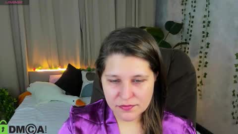 Snapshot of helenahoffmann chatting on 02.20.26 helenahoffmann online show from 02.20.26