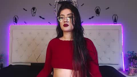 Snapshot of helenamorningstar chatting on 03.06.25 helenamorningstar online show from 03.06.25