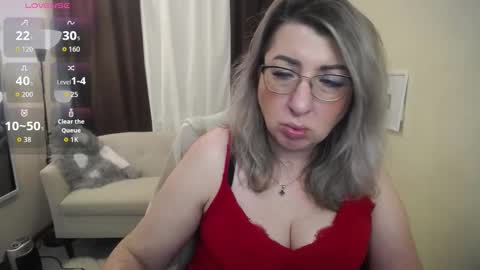 helenenigma online show from 11.12.25