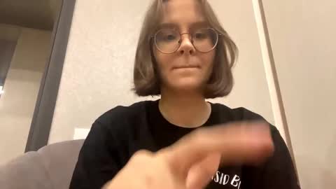 Vicky online show from 04.19.26