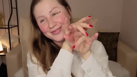 Helen online show from 12.04.25