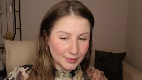 Snapshot of helens_lov chatting on 04.23.26 Helen online show from 04.23.26