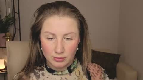 Snapshot of helens_lov chatting on 06.14.26 Helen online show from 06.14.26