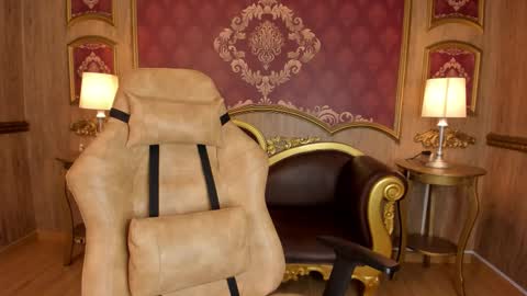 Helen or Hells online show from 09.30.25