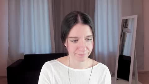 Helen online show from 09.09.25