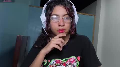 Helia Transfem and Amy online show from 11.07.25