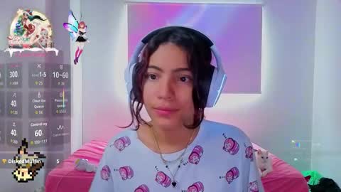 Helia Transfem and Amy online show from 12.01.25