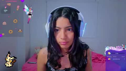 Snapshot of helia_n_amy chatting on 01.18.26 Helia Transfem and Amy online show from 01.18.26