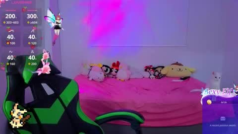 Snapshot of helia_n_amy chatting on 02.02.26 Helia Transfem and Amy online show from 02.02.26