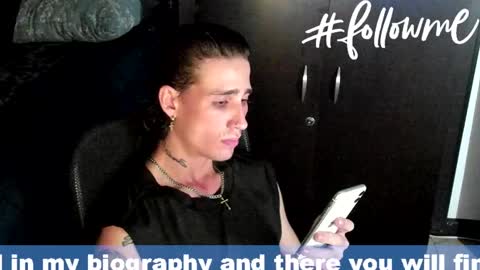 Snapshot of hell_boy66 chatting on 12.04.24 Eros online show from 12.04.24