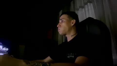 Snapshot of hell_boy66 chatting on 03.05.25 Eros online show from 03.05.25