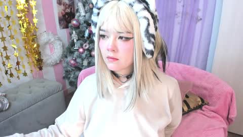 Laura online show from 12.11.24