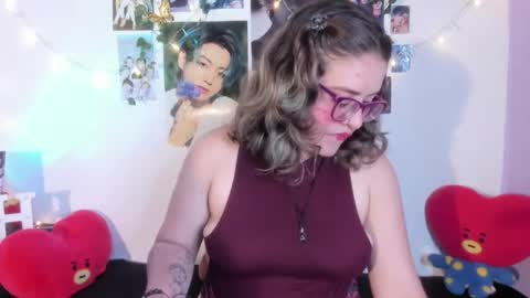 Snapshot of hellen21rose chatting on 12.03.25 hellen online show from 12.03.25