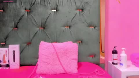 Hellen  online show from 01.19.25