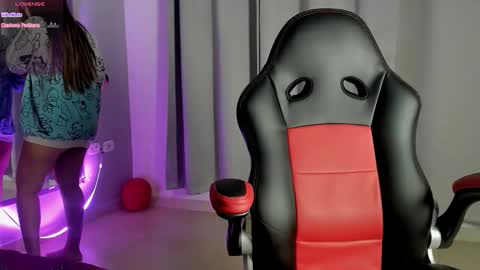 hellen_rice online show from 11.29.25