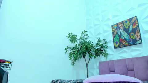 hellen     online show from 02.19.25