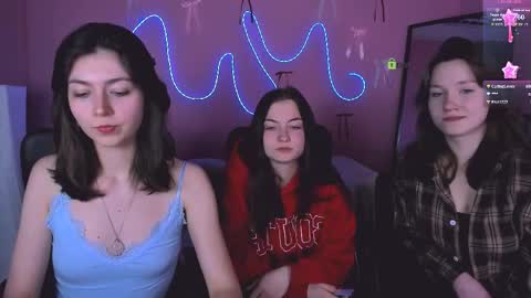 Helli online show from 04.10.26