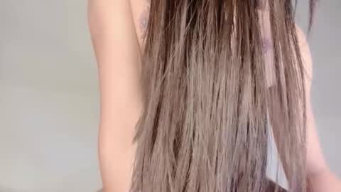 Snapshot of hello_mie chatting on 03.20.26 hello_mie online show from 03.20.26