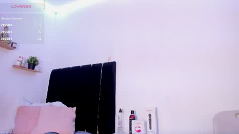 Snapshot of hellokitty38 chatting on 07.28.26 hellokitty38 online show from 07.28.26