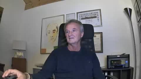 Snapshot of helmut227 chatting on 11.09.25 helmut227 online show from 11.09.25