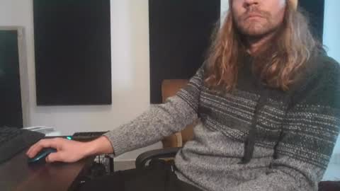 Snapshot of helpmefuckme chatting on 07.23.26 helpmefuckme online show from 07.23.26