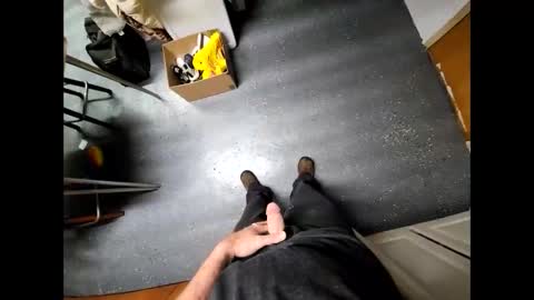 Snapshot of helpmestroke88 chatting on 10.05.25 helpmestroke88 online show from 10.05.25