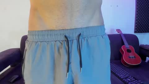 henrik_senn online show from 12.03.24