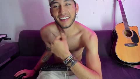 henrik_senn online show from 12.12.24