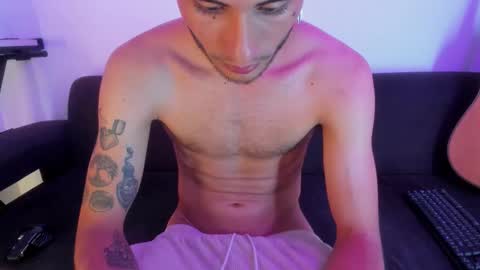 henrik_senn online show from 01.05.26