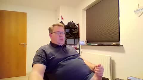 henrikrp1971 online show from 02.20.25