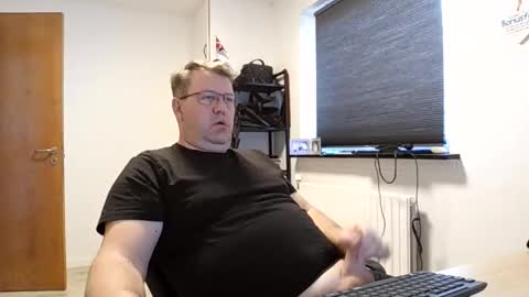 henrikrp1971 online show from 02.27.25