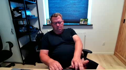 Snapshot of henrikrp1971 chatting on 07.01.26 henrikrp1971 online show from 07.01.26