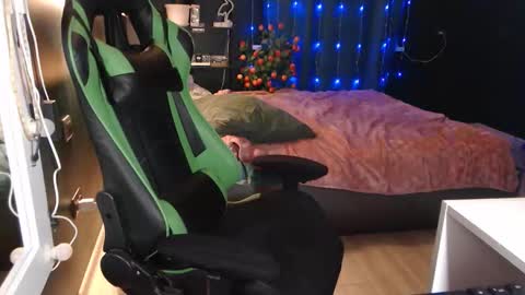 Hentaishiing online show from 12.19.25