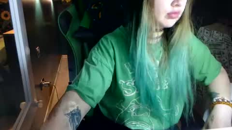 Snapshot of hentaishiing chatting on 07.23.26 Hentaishiing online show from 07.23.26