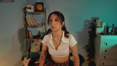 Hello I am Valentina independent Colombian model I love sensuality and pleasure welcome online show from 04.08.26