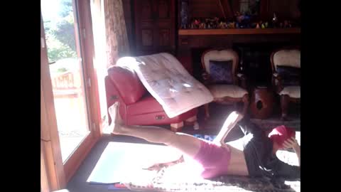 Snapshot of herakiss chatting on 11.28.25 herakiss online show from 11.28.25