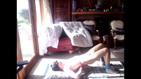 Snapshot of herakiss chatting on 12.01.25 herakiss online show from 12.01.25